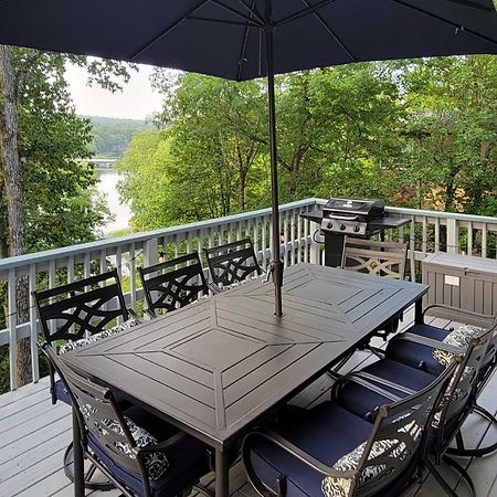 Lakeside Hot Springs Retreat With Kayaks And Boat Dock Hot Springs Village Bagian luar foto