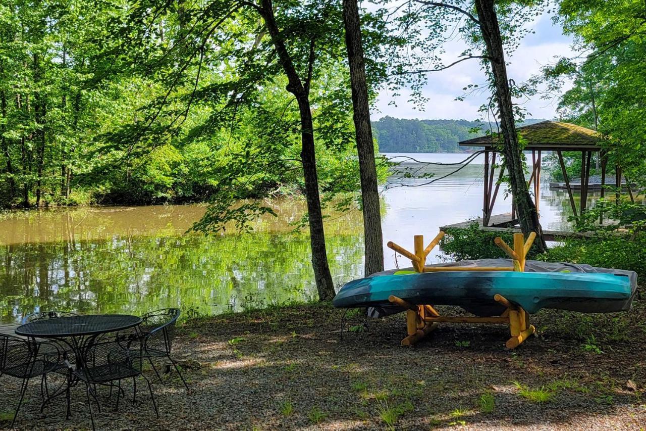 Lakeside Hot Springs Retreat With Kayaks And Boat Dock Hot Springs Village Bagian luar foto